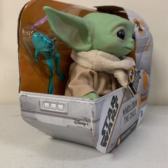 STAR WARS The Child Talking Plush Toy with Character Sounds and Accessor… - Picture 4 of 5